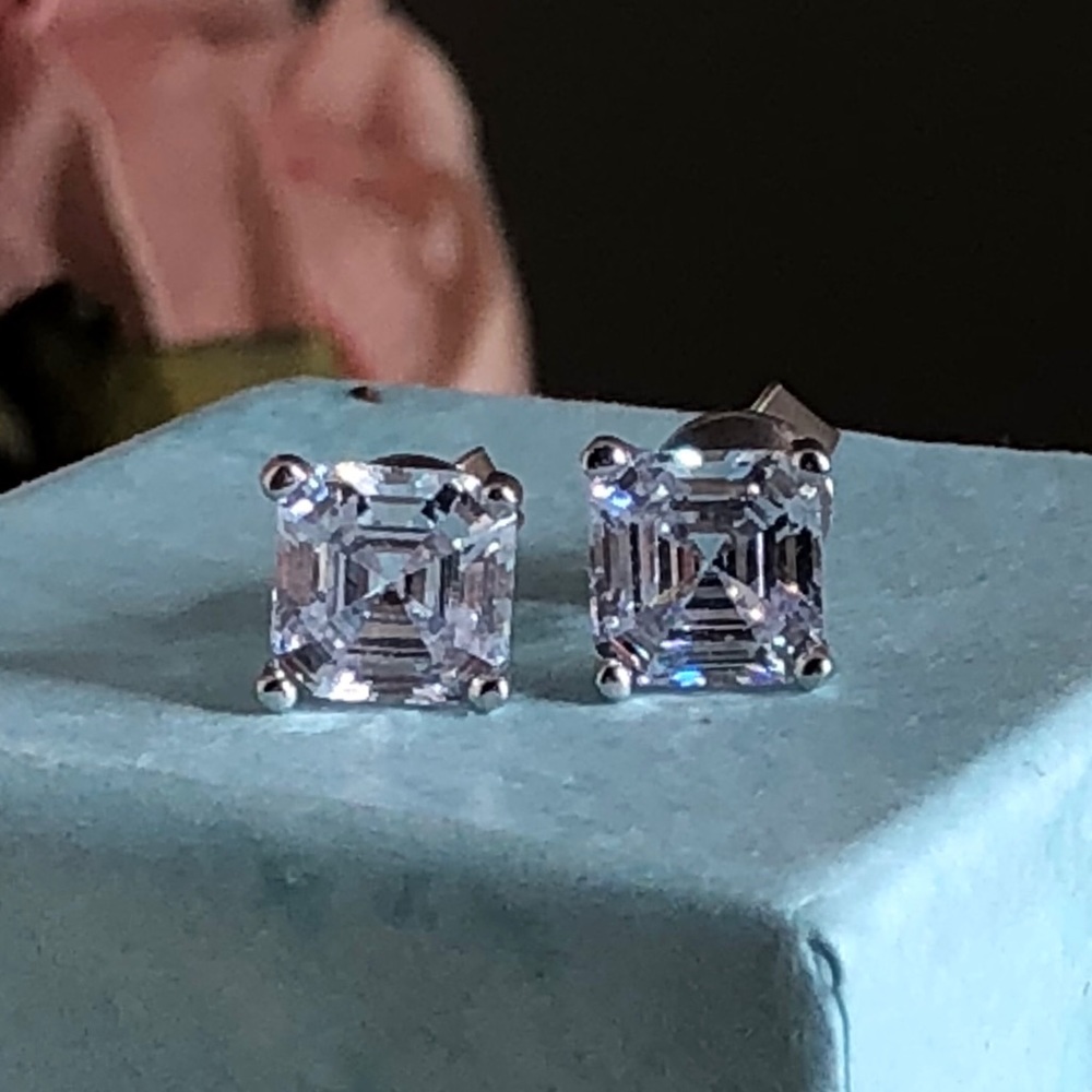 Women’s 0.5ct Asscher cut 925 Stud earrings